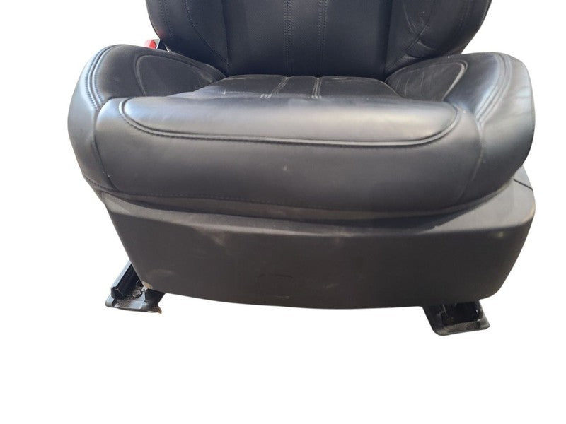 GHIBLI    2019 Front Seat 664911