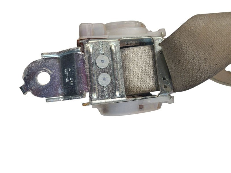 OUTBAKLEG 2011 Seat Belt Rear 644670