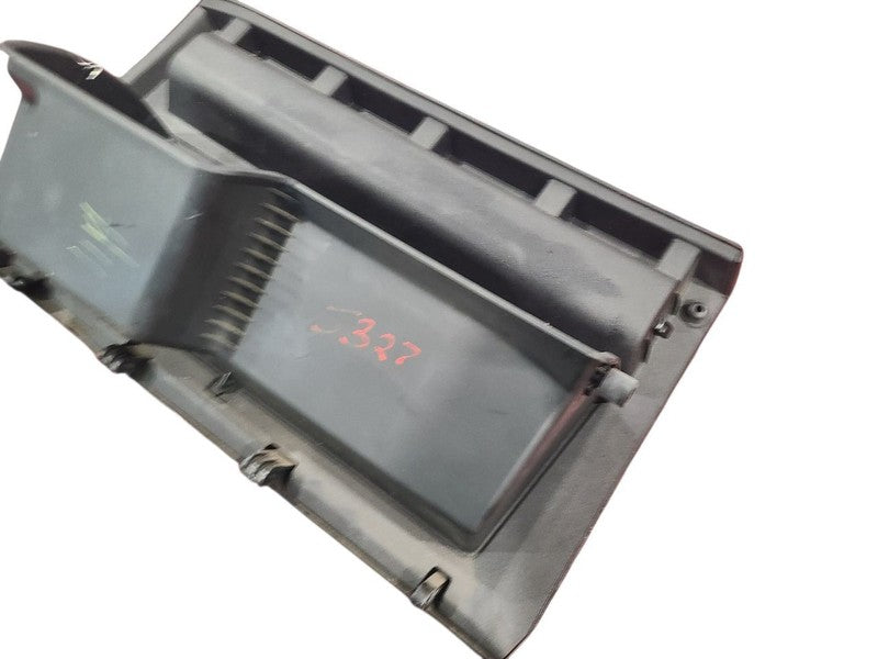 F150      2016 Glove Box 653891