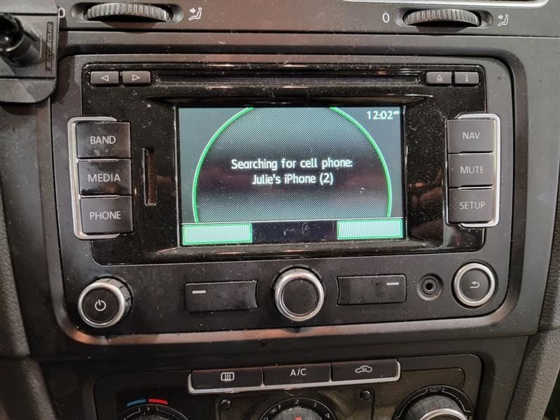 JETTA     2014 Glove Box 569108