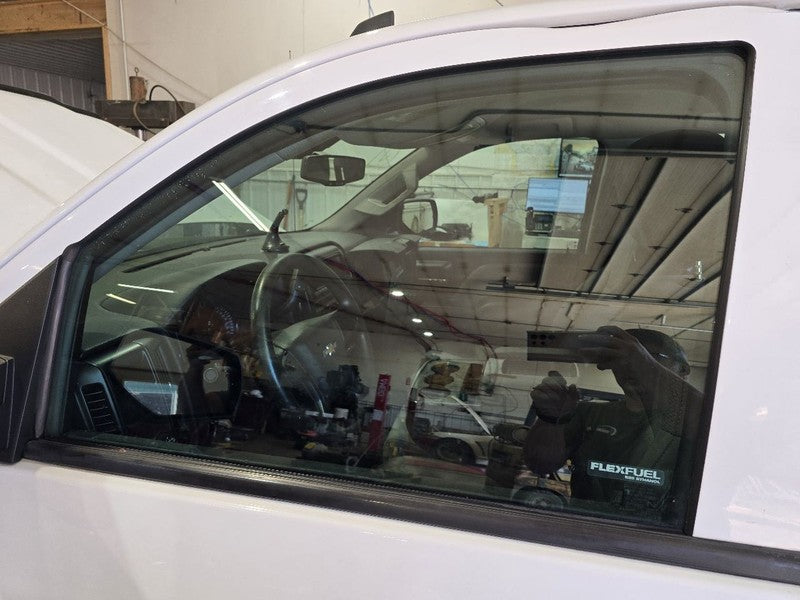 Driver Front Door Glass Classic Style Fits 14-19 SIERRA 1500 PICKUP 64