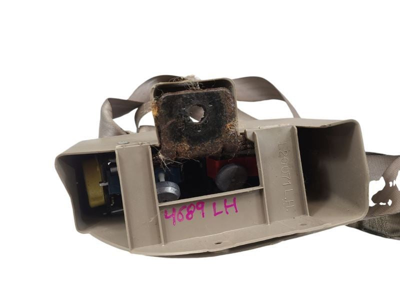 SUBCHEV15 1999 Seat Belt Front 591045