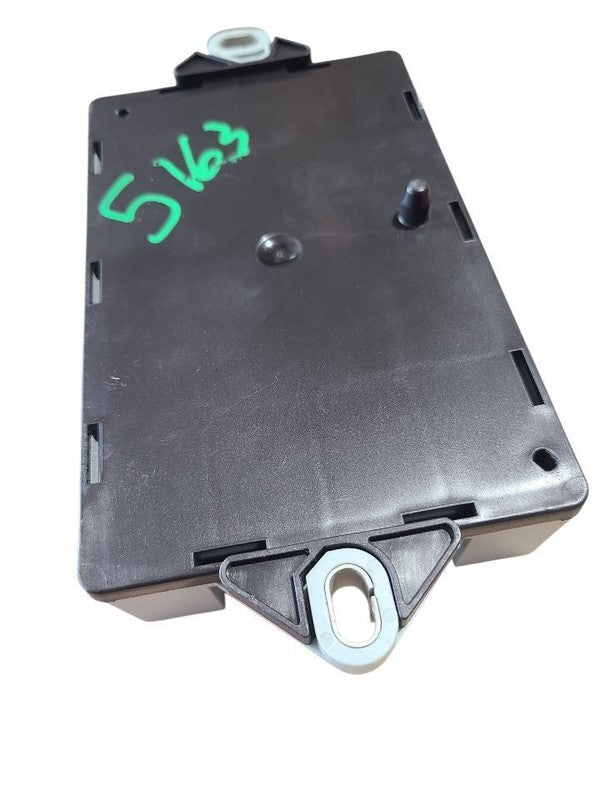 XJ        2016 Fuse Box Cabin 643509