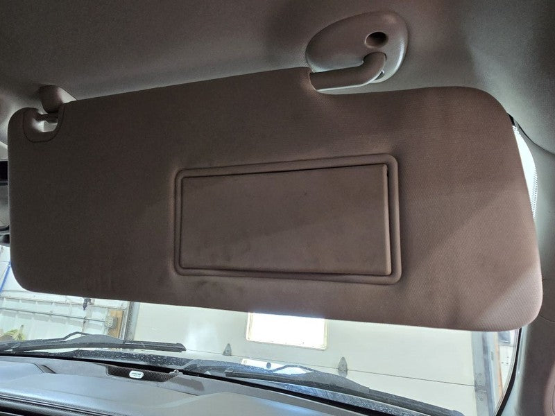 Passenger Sun Visor With Illumination Fits 13-18 DODGE 2500 PICKUP 620