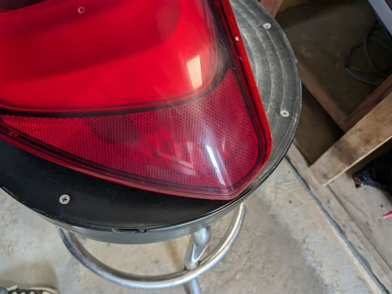 Passenger Tail Light Quarter Panel Mounted Fits 17-19 ACADIA 587059