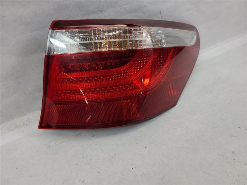 Passenger Tail Light Quarter Panel Mounted Fits 07-09 LEXUS LS460 5609
