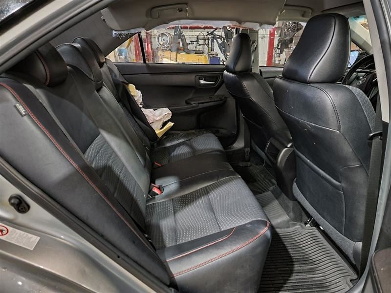Passenger Right Air Bag Front Passenger Knee Fits 12-17 CAMRY 565635