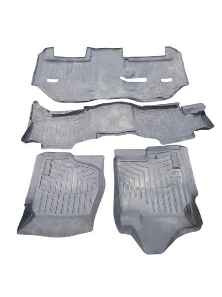 SUBURBN15 2015 Floor Mat 600838