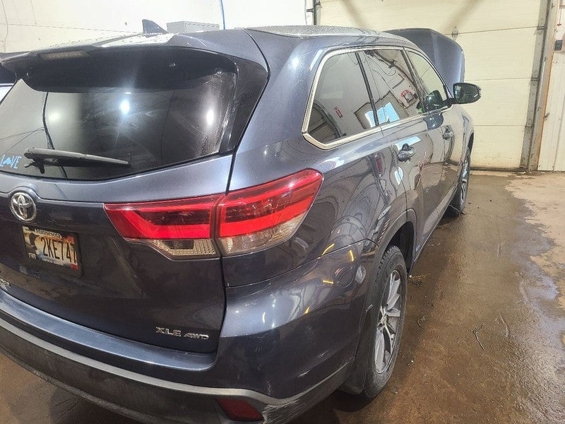Driver Left Fender Fits 14-19 HIGHLANDER 655720