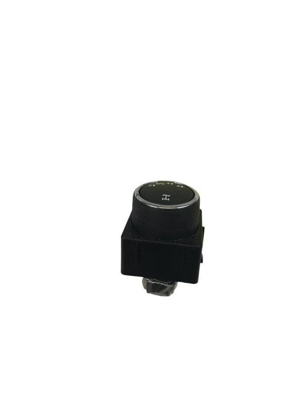 SILVRDO15 2011 Dash/Interior/Seat Switch 615936