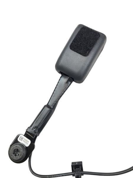 FRONT TESLA 3   2023 Driver's Side Buckle Seat Belt Front 577756
