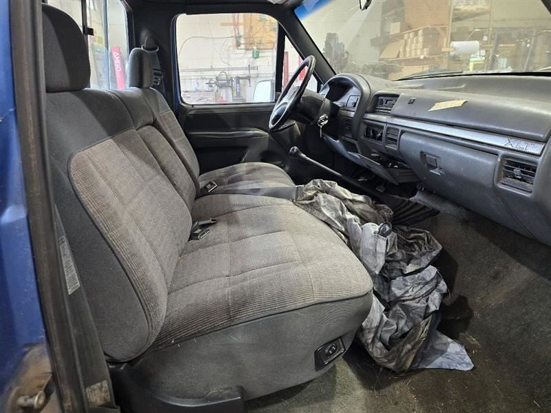 F150      1992 Seat Belt Front 597782