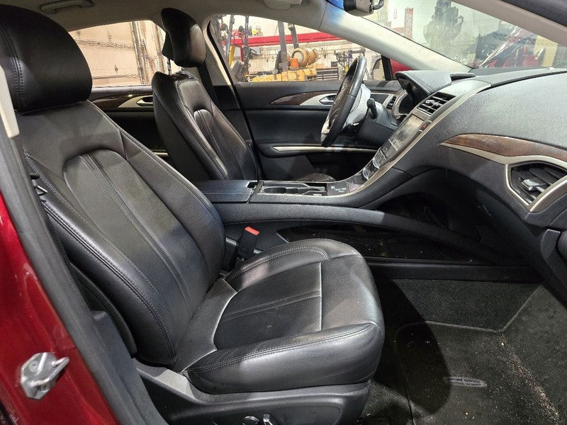 Seat Belt Front Bucket Passenger Buckle Fits 15-16 MKZ 612185