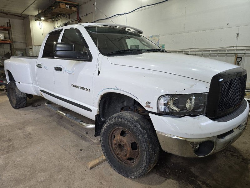 RAM3500   2004 Radiator Shroud 640287