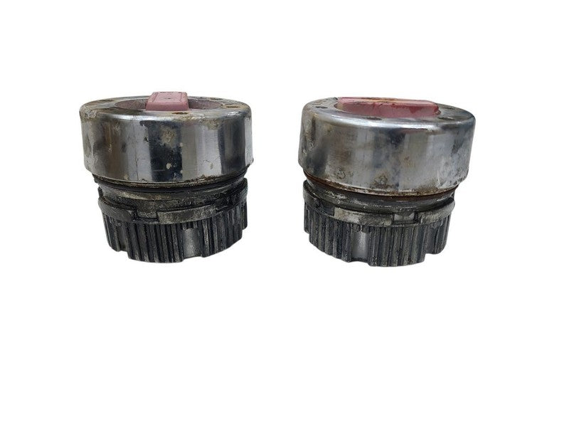 F250      1989 Locking Hubs 680525