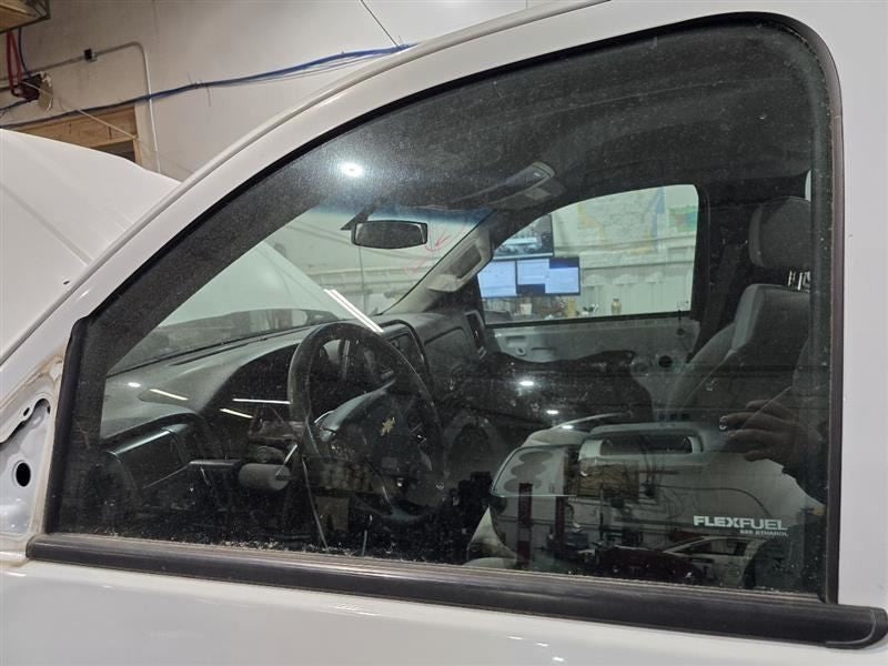 Driver Front Door Glass Standard Cab Fits 15-19 SIERRA 2500 PICKUP 609