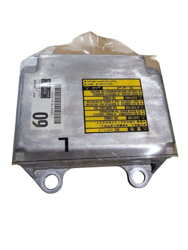 Chassis ECM  Under Console Thru 10/03 Fits 03-04 LEXUS GX470 626469