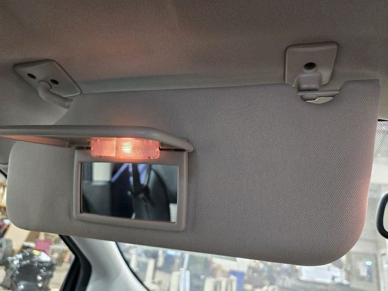 Driver Sun Visor Illuminated With Garage Door Opener Fits 07-10 MKX 63