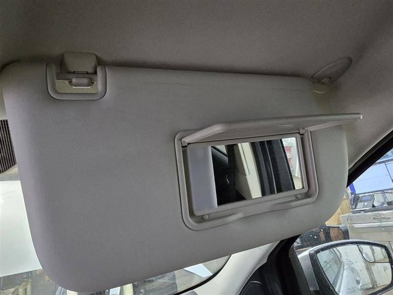 OUTLANDER 2016 Sun Visor 600021