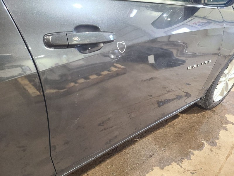 Passenger Front Door VIN Z 4th Digit New Style Fits 16 MALIBU 655032