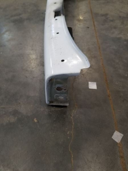 E250      2000 Front Spoiler 438606