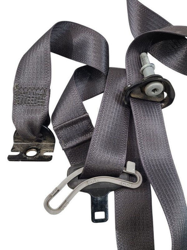 SUBURBN15 2015 Seat Belt Rear 620896