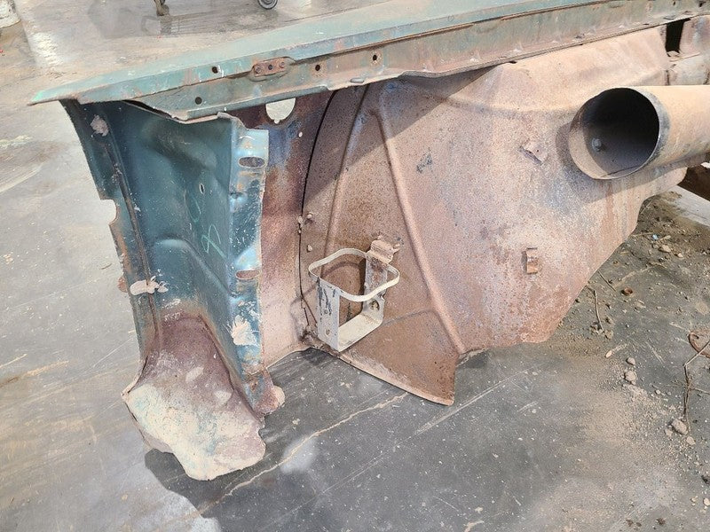 BUICK     1951 Fender 656411
