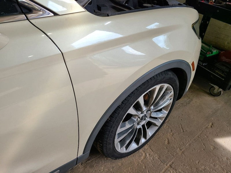 Passenger Right Fender Fits 16-18 MKX 677048
