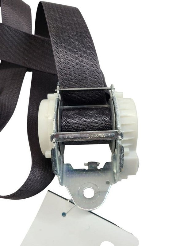SUBURBN15 2015 Seat Belt Rear 620895