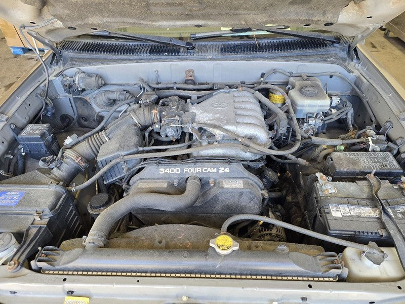 Seat Belt Front Bucket Driver Buckle SR5 Fits 00-02 4 RUNNER 627832