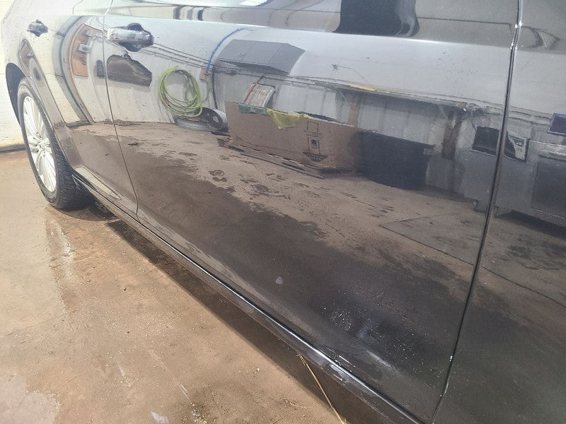 Passenger Right Front Door Fits 11-23 300 654518