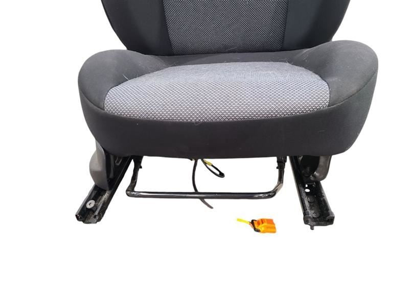 Passenger Front Seat Bucket Manual Cloth Fits 15-19 PROMASTER CITY 601