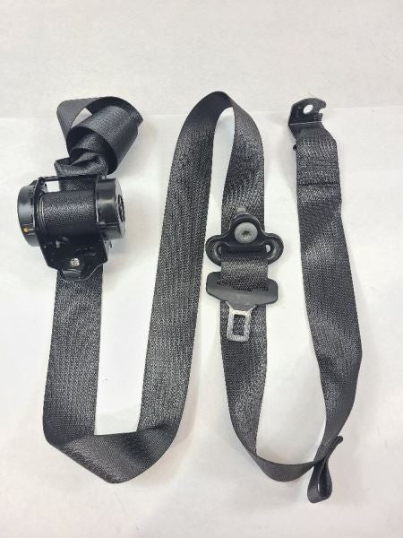 REAR XT5       2019 2nd Row Passenger Side Retractor Seat Belt Rear 56
