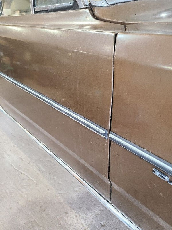Passenger Right Rear Side Door Fits 68-76 DART 668125