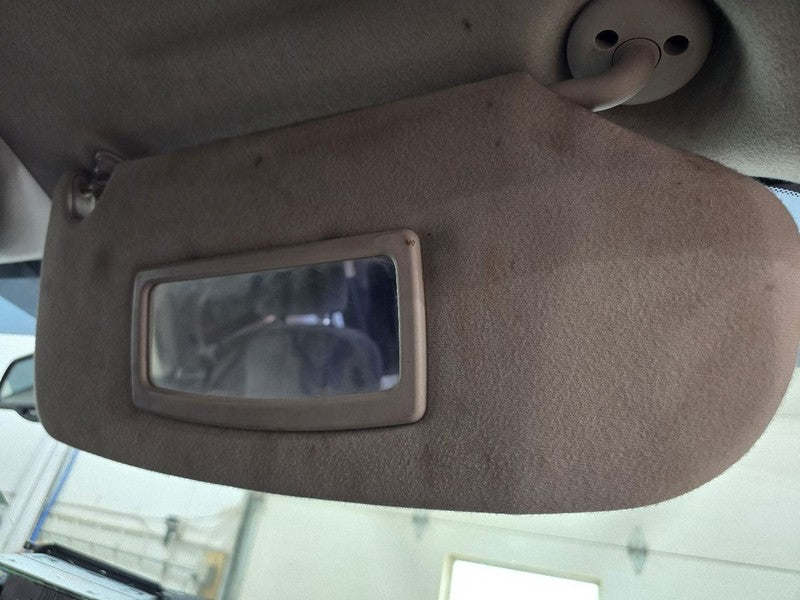 Passenger Sun Visor Quad Cab 4 Door Fits 02-05 DODGE 1500 PICKUP 64023