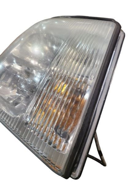 Passenger Right Headlight Fits 03-04 ESCALADE 566654