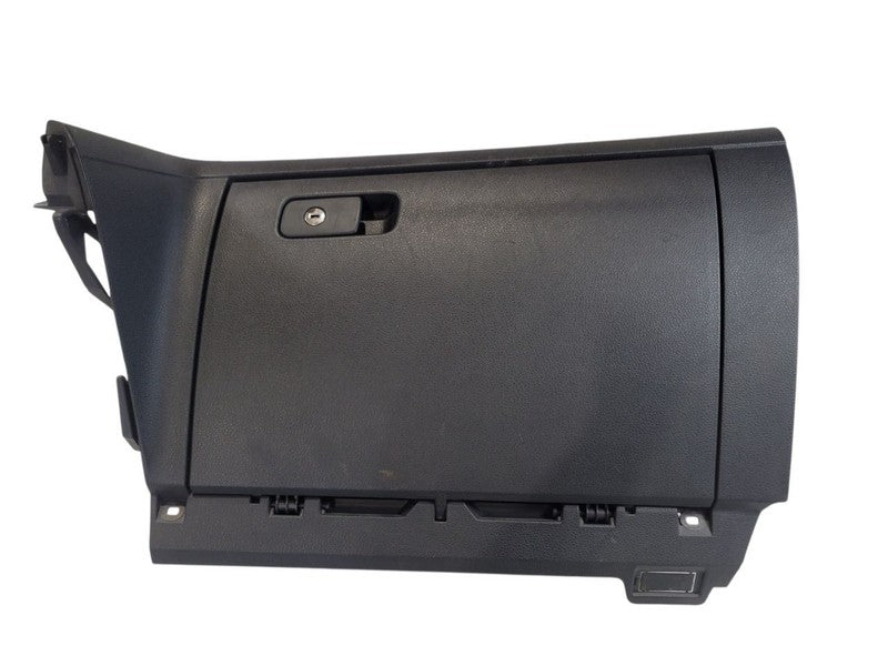 PASSAT    2013 Glove Box 666873