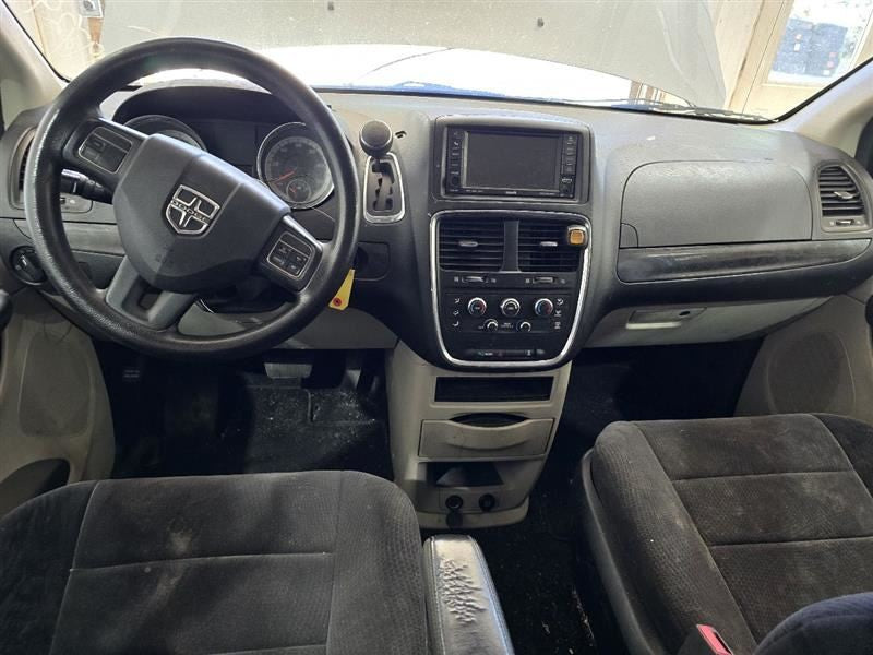 Driver Left Air Bag Front Driver Knee Fits 13 CARAVAN 584415