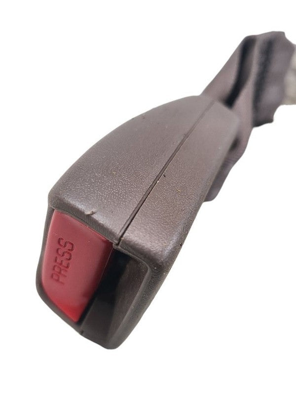 T100      1998 Seat Belt Rear 652967