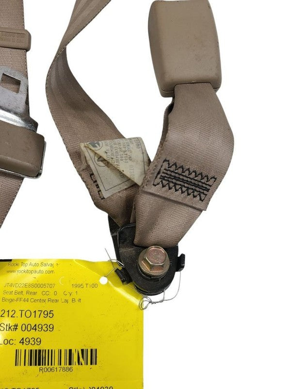 T100      1995 Seat Belt Rear 617886