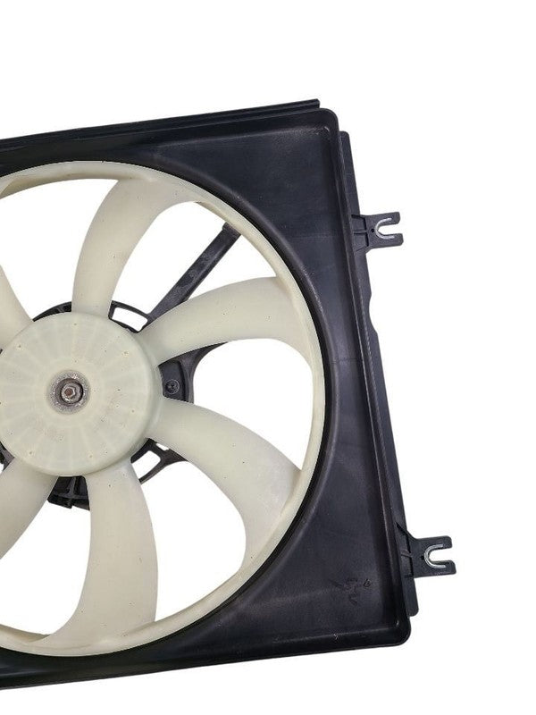 Passenger Radiator Fan Motor Fan Assembly Turbo Fits 17-22 CR-V 647170