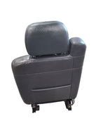 SILVRDO25 2001 Front Seat 646814
