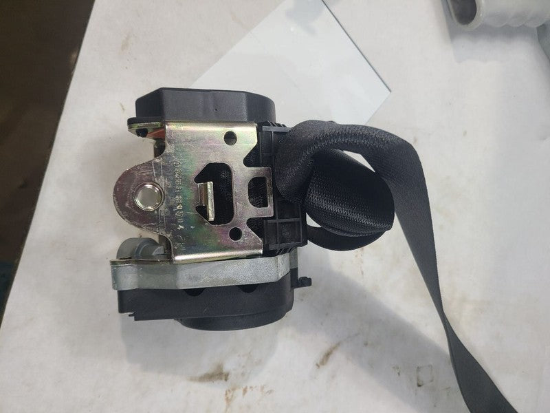 Seat Belt Front Bucket Driver Retractor Fits 11-16 BMW 528i 635635