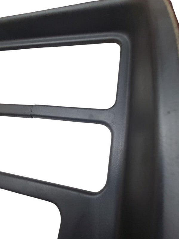 TCHEV2500 1995 Dash Bezel 670780