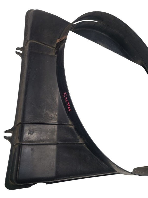T100      1995 Radiator Shroud 663813