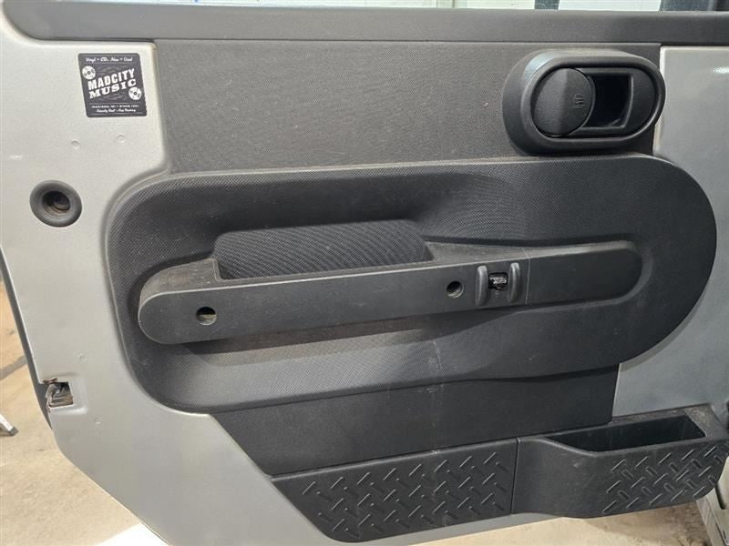 Driver Front Door Trim Panel Fits 2008 WRANGLER 604060