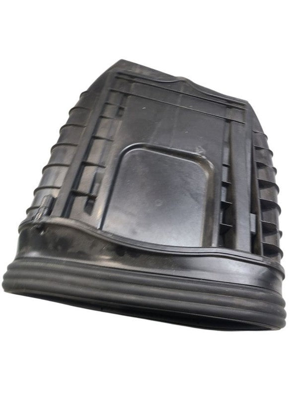Passenger Right Air Cleaner 3.0L Fits 15-18 PORSCHE MACAN 661483