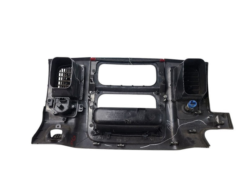 RAM2500   2004 Dash Bezel 653750