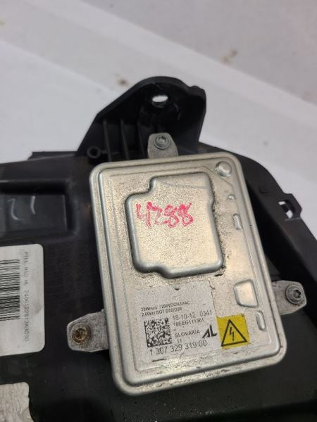 Driver Left Headlight Without Adaptive Headlamps Fits 13-17 XTS 549051