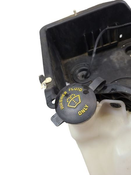 Wash Reservoir Includes Pump Fits 09-14 FORD F150 PICKUP 588896